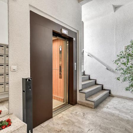 Studio Cabine Viktoria Груиссан Экстерьер фото